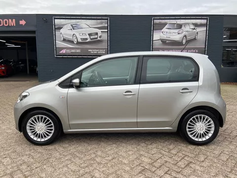Volkswagen Up! 1.0 high up! BlueMotion - 1e Eigenaar 27.350 kilometer n.a.p - Airco - Cruise - Navi - Bluetooth - Pdc