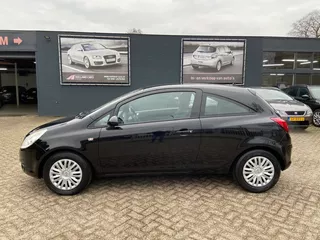 Opel Corsa 1.4-16V Business - Airco - Elektrisch pakket - Stoel/stuurverwarming