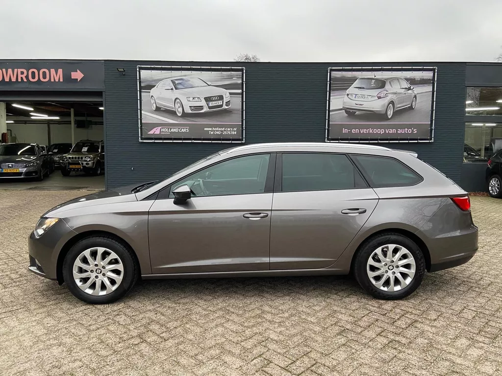 Seat Leon ST 1.2 TSI Style - Geheel dealer onderhouden - Airco ecc - Cruise - Bluetooth/handsfree - Navigatie - Pdc - L.m velgen