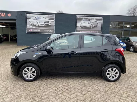 Hyundai I10 1.0i i-Motion Comfort 1e Eigenaar 93.895 Kilometer geheel dealer onderhouden n.a.p - Airco ecc - Elektrisch pakket