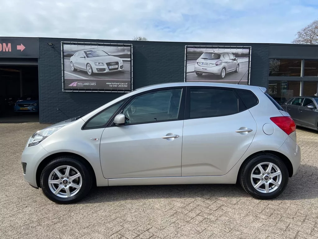 Kia Venga 1.4 CVVT Plus Pack - 77.082 Kilometer n.a.p - Airco - Cruise - Camera - Navi - Bluetooth/handsfree - Afneembare trekhaak