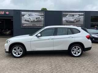 BMW X1 SDrive20i Limited Series Automaat - Airco ecc - Cruise - Navi - Xenon - Leer - Bluetooth/handsfree - Afneembare trekhaak
