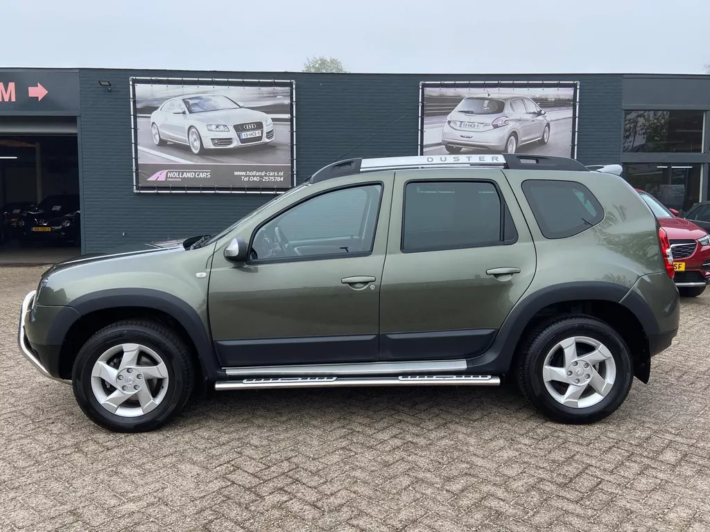 Dacia Duster 1.2 TCe 4x2 Lauréate - Airco - Cruise control - Navigatie - Bluetooth/handsfree - Pdc - Trekhaak