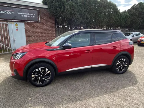 Peugeot E-2008 EV Allure 50 kWh Gt-line - Airco ecc - Cruise - Camera - Apple android carplay - Elektrisch Panoramadak - v+a Pdc