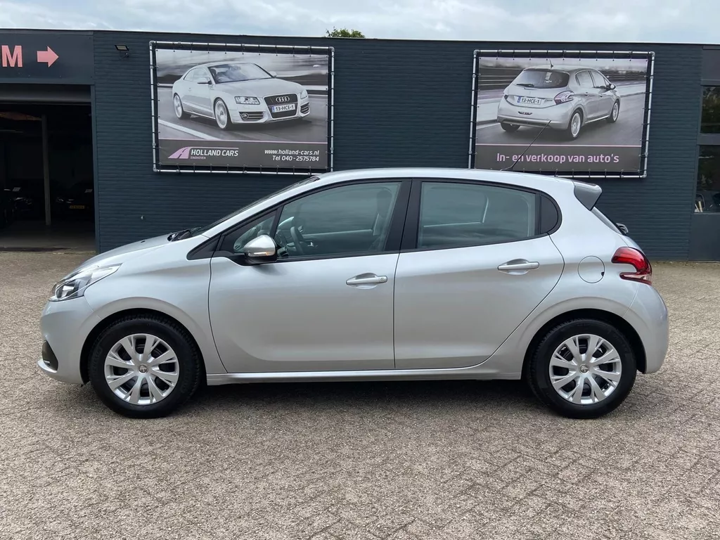 Peugeot 208 1.2 PureTech Blue Lion 1e Eigenaar dealer onderhouden 18.981 Kilometer n.a.p - Airco - Cruise - Navi - Bluetooth - Pdc