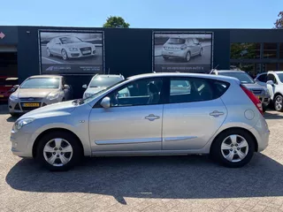 Hyundai I30 1.4i Dynamic 5-deurs - Airco ecc - Elektrisch pakket - Afn. Trekhaak - Apk t/m 12-07-2027