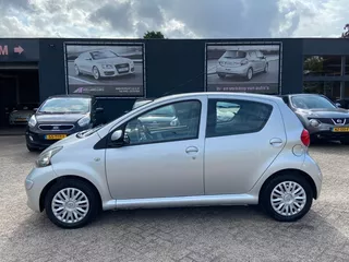 Toyota Aygo 1.0-12V + 5-deurs - 119.473 Kilometer n.a.p - Elektrisch pakket - Apk t/m 29-07-2027