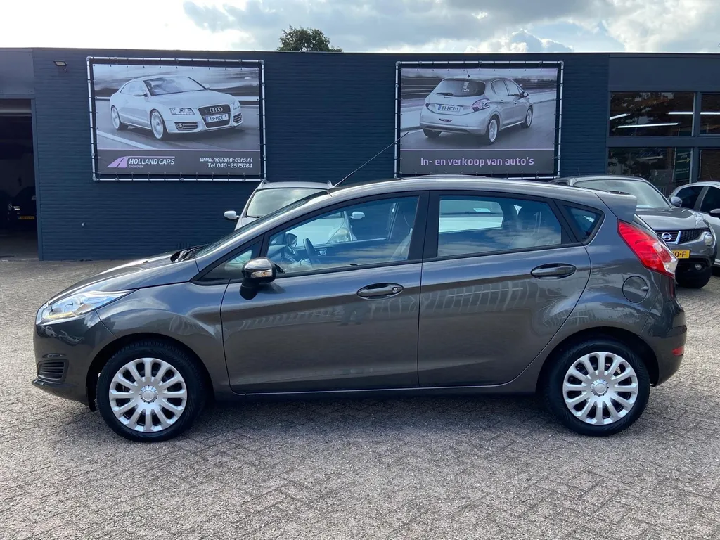 Ford Fiesta 1.0 Style Essential 113.251 Kilometer n.a.p - Airco - Navi - Bluetooth/handsfree - Elektrisch pakket - Afn. trekhaak