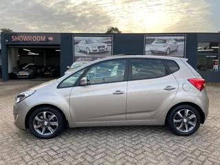 Hyundai Ix20 1.4i Premium - 1e Eigenaar 22.297 Kilometer dealer onderhouden - Airco ecc - Cruise - Elekt. Panoramadak - Trekhaak