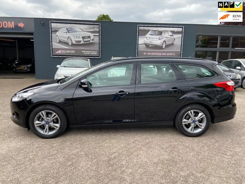 Ford Focus Wagon 1.0 EcoBoost Edition - Airco - Cruise - Navi - Bluetooth/handsfree - 16 inch L.m velgen - Pdc - Trekhaak