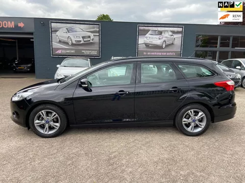 Ford Focus Wagon 1.0 EcoBoost Edition - Airco - Cruise - Navi - Bluetooth/handsfree - 16 inch L.m velgen - Pdc - Trekhaak